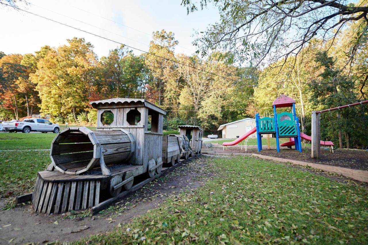 Spring Gulch Screened Park Model 6 Mount Airy Ngoại thất bức ảnh